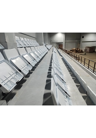İzmir Karşıyaka İlçesi Kapalı Spor Salonu